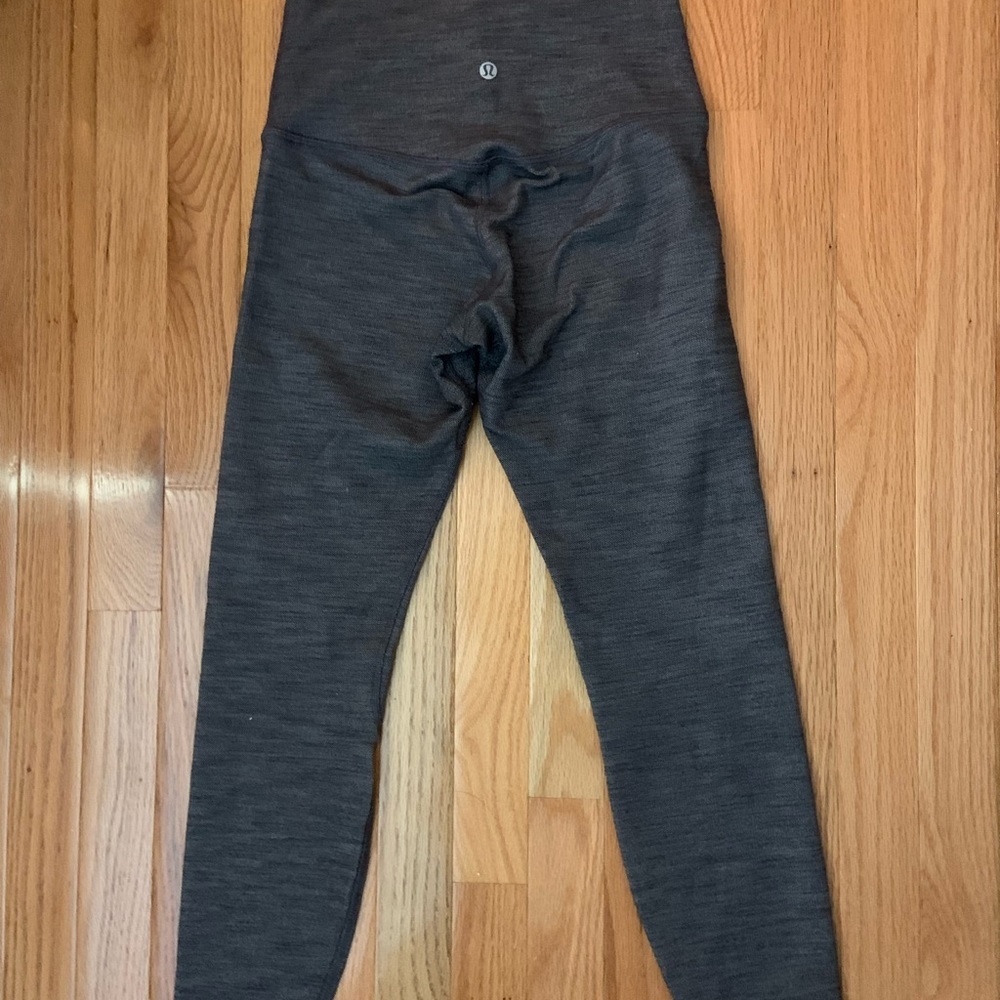 Lululemon aligne leggings - 23 inch, herringbone/gray, size 6